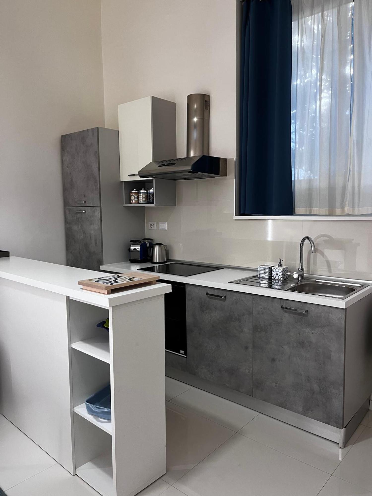 Residenza Santi Ai Monti Lägenhet Rom Exteriör bild