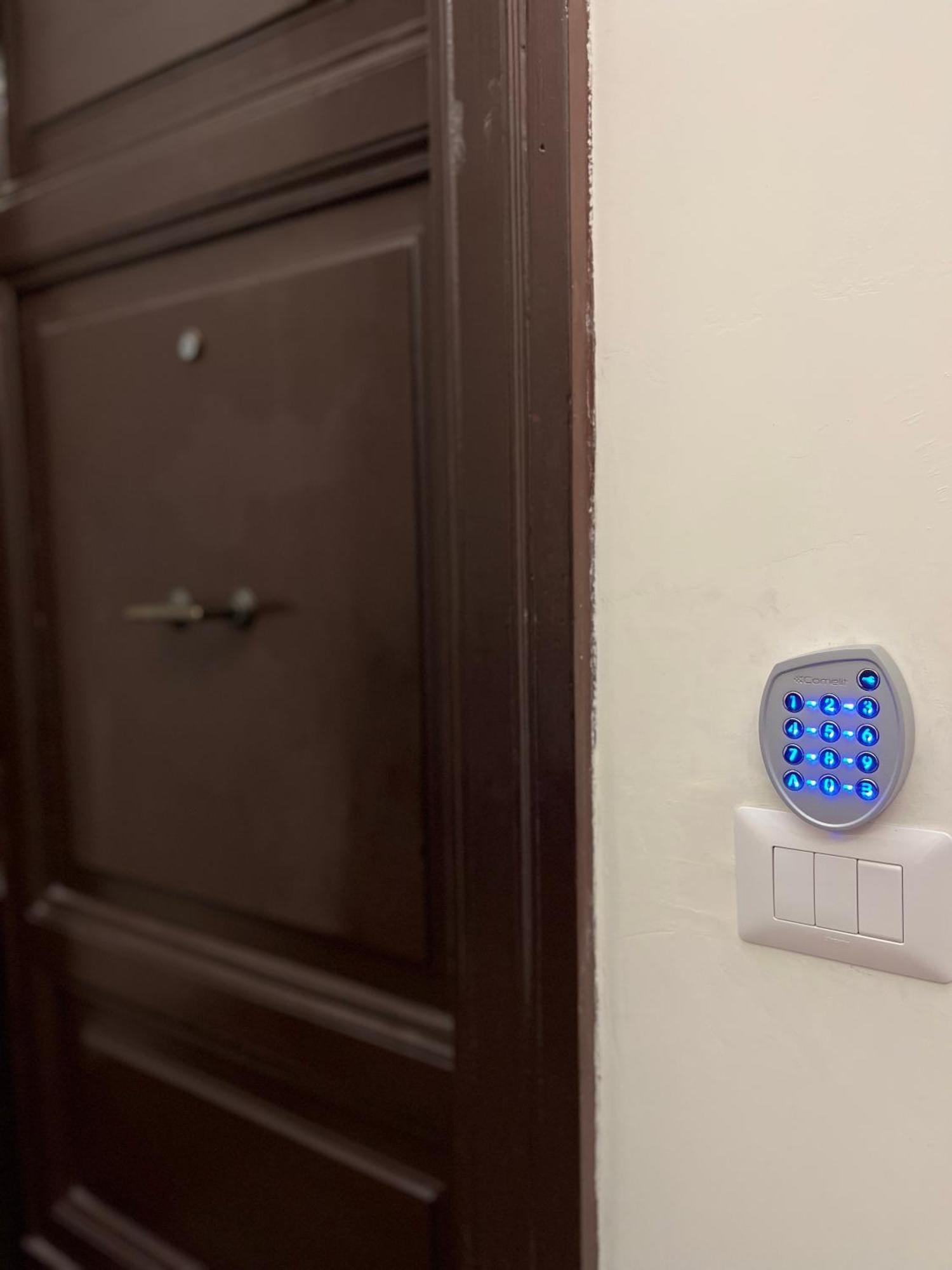 Residenza Santi Ai Monti Lägenhet Rom Exteriör bild