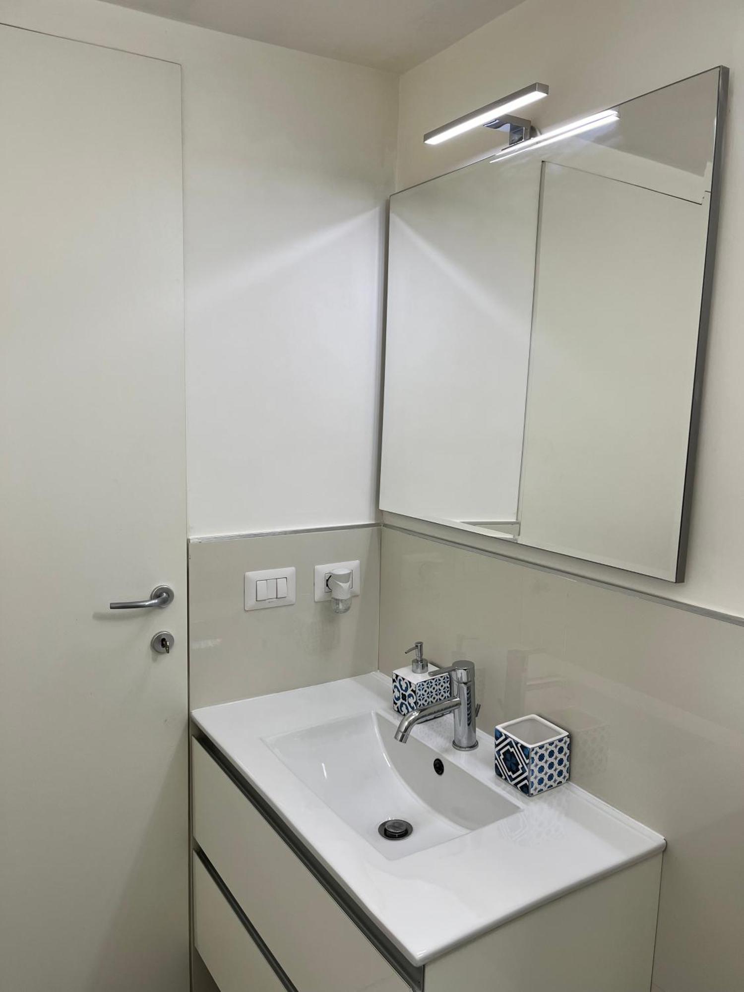 Residenza Santi Ai Monti Lägenhet Rom Exteriör bild