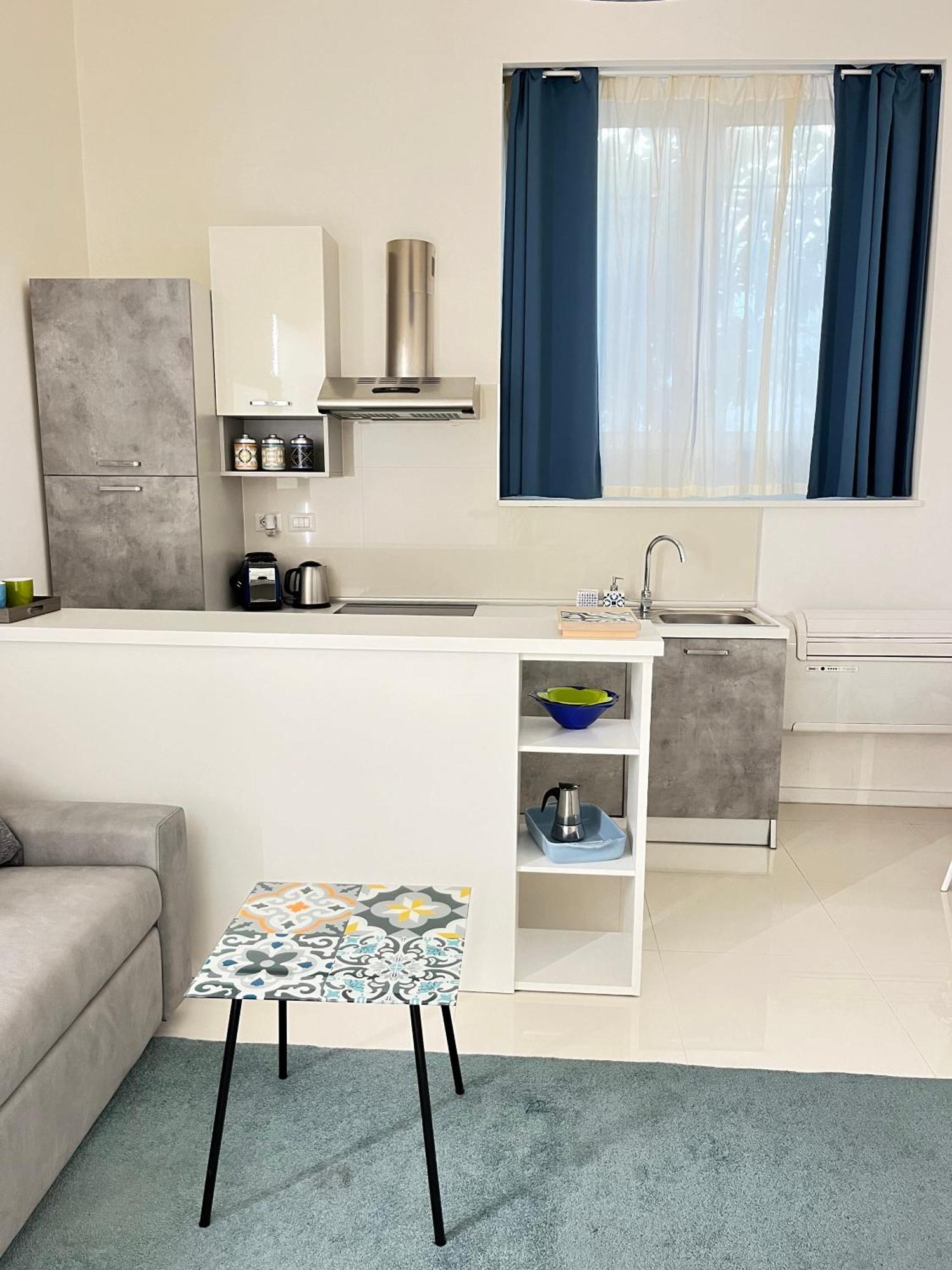 Residenza Santi Ai Monti Lägenhet Rom Exteriör bild